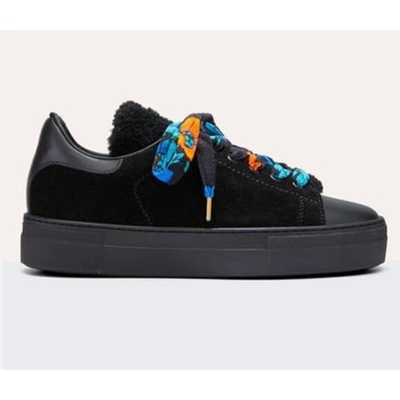 NEW In Box Maje Black Baskets Sneaker size 39 / 8.5 - Picture 1 of 7